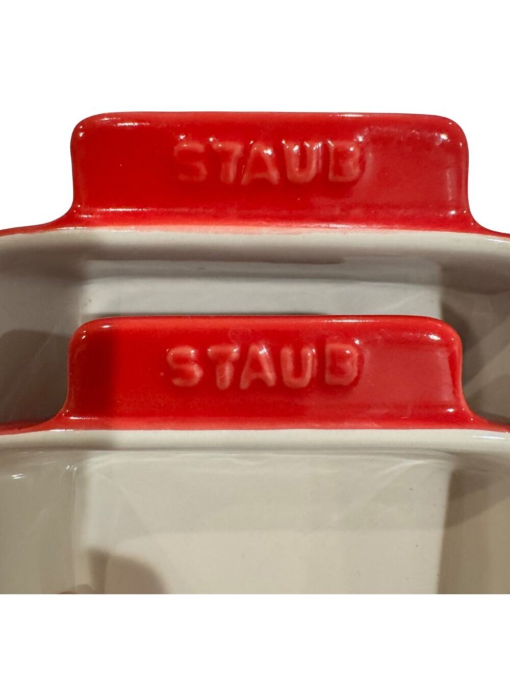 2 Staub Ceramic Rectangular Individual Baking Dishes Set Cherry Red Cream 6.5 in - Picture 5 of 14